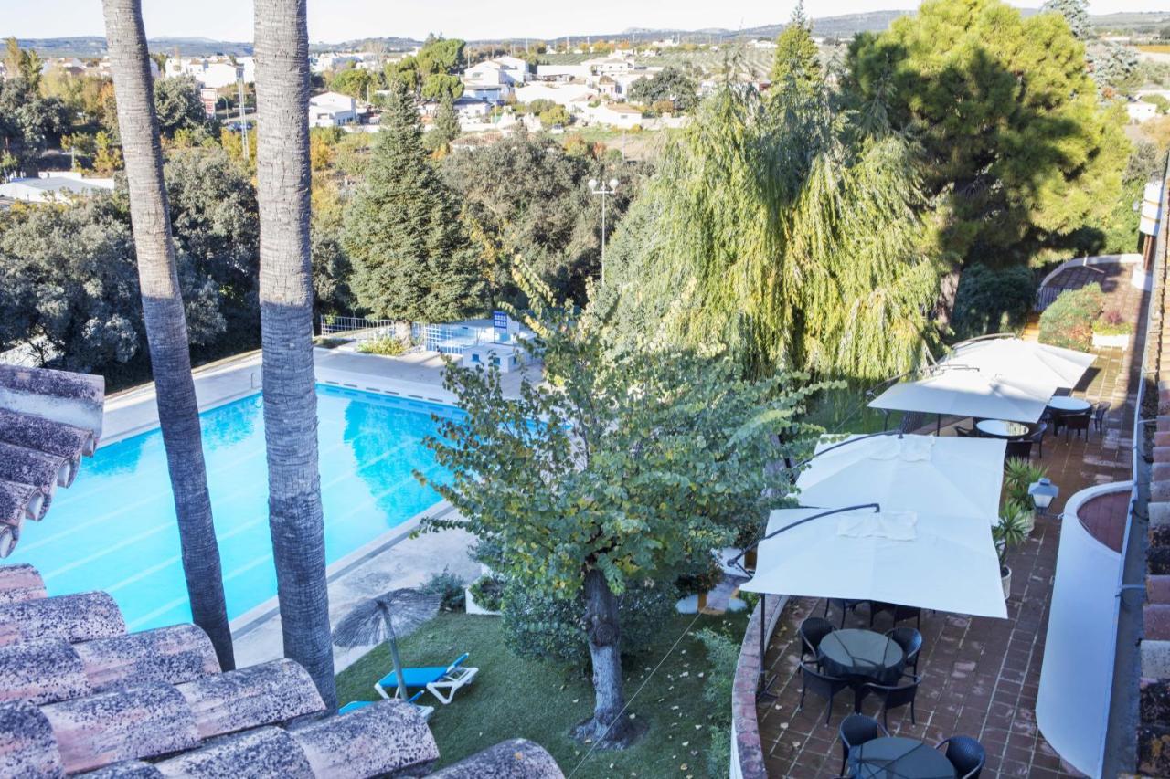 Hotel Tugasa El Almendral Setenil De Las Bodegas المظهر الخارجي الصورة