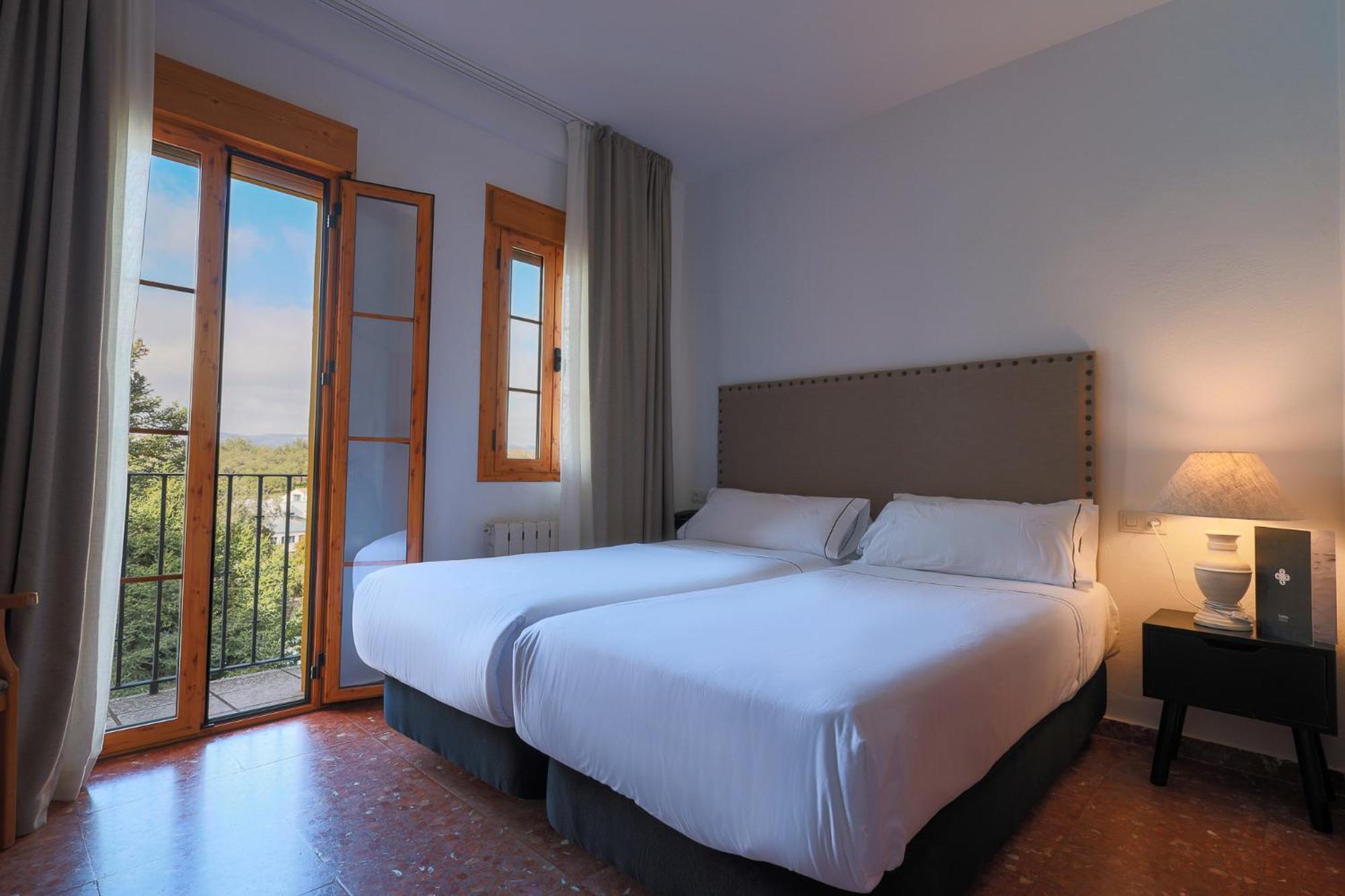 Hotel Tugasa El Almendral Setenil De Las Bodegas المظهر الخارجي الصورة