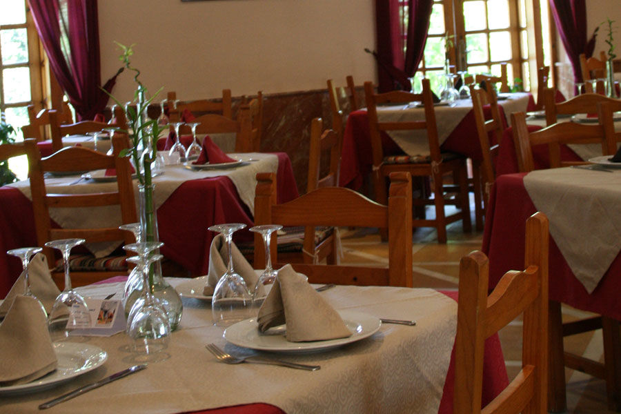 Hotel Tugasa El Almendral Setenil De Las Bodegas المظهر الخارجي الصورة